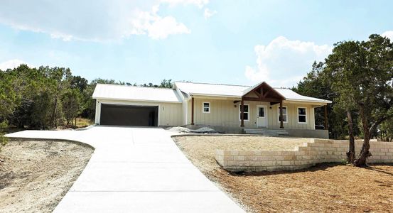 New construction Single-Family house 684 Appaloosa Dr, Fischer, TX 78623 - image