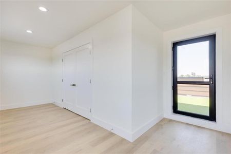 New construction Townhouse house 4206 Cabell Dr, Dallas, TX 75204 null- photo 17 17