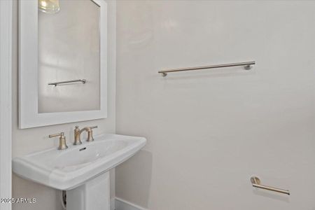 New construction Single-Family house 2431 W Los Arboles Pl, Chandler, AZ 85224 - image 19