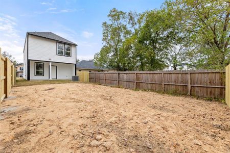 New construction Single-Family house 9902 Haddick St, Houston, TX 77078 null- photo 29 29