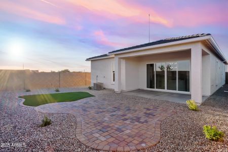 New construction Single-Family house 41039 W Sunland Dr, Maricopa, AZ 85138 plan Dove - image