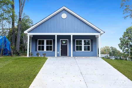 New construction Single-Family house 1010 W 10Th Avenue, Gastonia, NC 28052 - photo 0 0