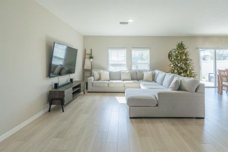 New construction Single-Family house 34284 Verbena St, Wesley Chapel, FL 33545 - image 15