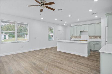 New construction Single-Family house 1707 Merthie Dr, Sanford, FL 32771 null- photo 2 2