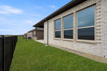 New construction Single-Family house 217 Ravenna Blvd, Justin, TX 76247 plan Carmina - image 3