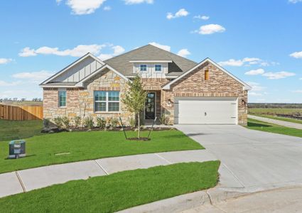 New construction Single-Family house 101 W Luna Blue Ln, Jarrell, TX 76537 plan Mauricio - image