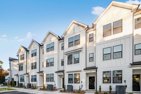 New construction Townhouse house 1506 Crescent Townes Wy, Raleigh, NC 27604 - image