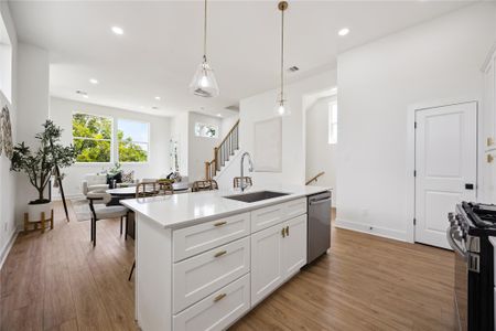 New construction Single-Family house 835A Rachel St, Houston, TX 77091 - image 4