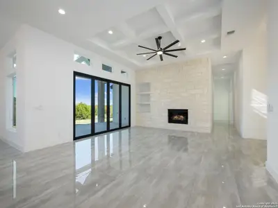 New construction Single-Family house 10907 Nina Rdg, San Antonio, TX 78255 - image 20