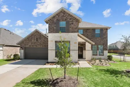 New construction Single-Family house 21607 Hibiscus Hedge Trl, Tomball, TX 77377 plan Medina X - Premier Collection - image