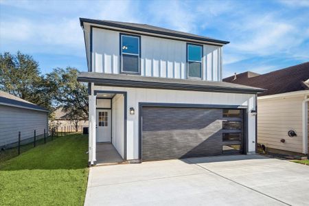 New construction Single-Family house 141 Golf Vw, Montgomery, TX 77356 - image