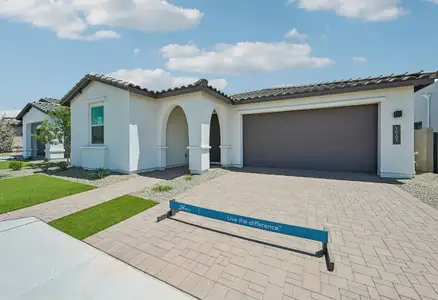 New construction Single-Family house 7961 W Loma Ln, Peoria, AZ 85345 plan 4013 Elevation A - image