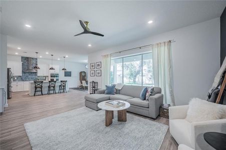 New construction Single-Family house 14146 Samoa Hill Ct, Riverview, FL 33569 Yorkshire - photo 10 10