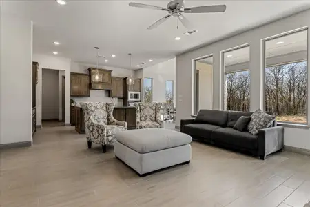 New construction Single-Family house 131 Spring Valley Rnch, Paradise, TX 76073 plan The Aylin - image 7