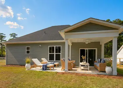 New construction Single-Family house 9081 National Ave Ne, Leland, NC 28451 plan Danforth - image 2