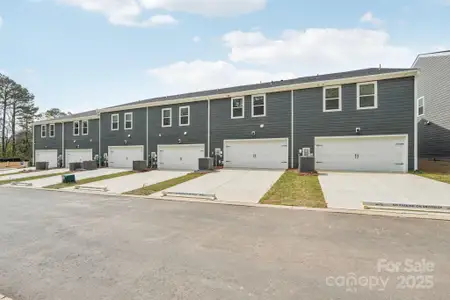 New construction Townhouse house 109 Ciara Pl, Unit B, Mooresville, NC 28117 - image
