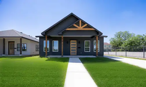 New construction Single-Family house 816 Glen Gdn, Fort Worth, TX 76104 - image