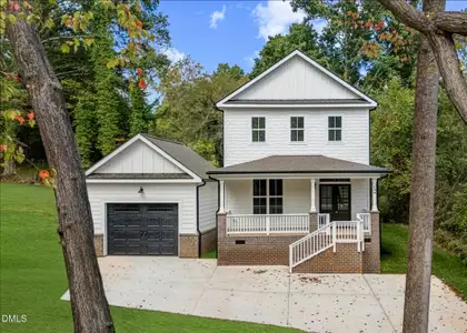 New construction Single-Family house 106 Sherwood Ln, Hillsborough, NC 27278 - image