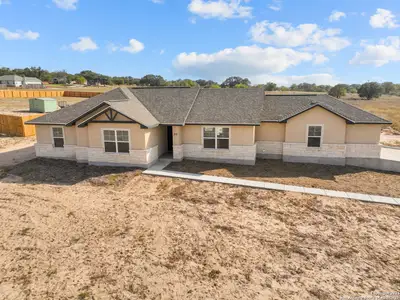 New construction Single-Family house 30 Log Cabin Wy, Poteet, TX 78065 - image