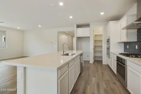 New construction Single-Family house 19039 W Rose Ln, Waddell, AZ 85355 plan 2138 - image 6