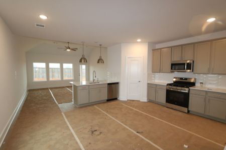 New construction Single-Family house 240 River Grove St, Willis, TX 77378 Gardenia - Smart Series- photo 89 89