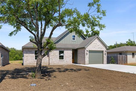 New construction Single-Family house 100 Arthur Ave, McGregor, TX 76657 - image