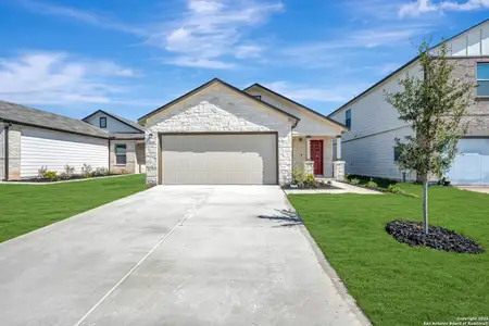 New construction Single-Family house 4315 Carlotta Dr, New Braunfels, TX 78130 plan Magnolia - image