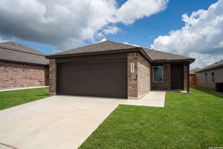 New construction Single-Family house 5653 Jasper Pl, San Antonio, TX 78223 plan Oakridge - image