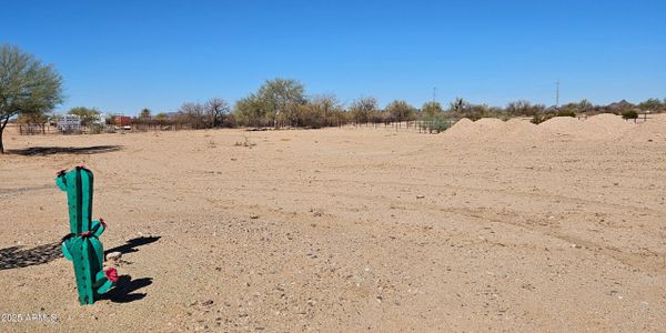 New construction Single-Family house 35524 N 215Th Dr, Wittmann, AZ 85361 null- photo 18 18