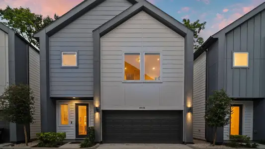 New construction Single-Family house 850 Elkhart St, Unit E, Houston, TX 77091 - image