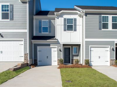 New construction Townhouse house 842 Gerard Bay Drive, Fort Mill, SC 29715 - photo 0