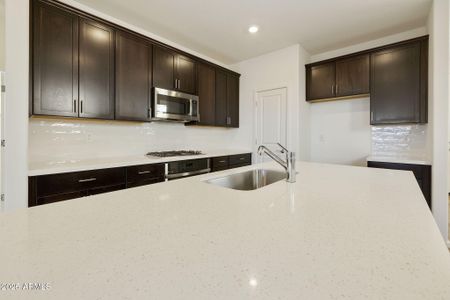 New construction Single-Family house 13247 N 145Th Ln, Surprise, AZ 85379 plan Plan 1529 - image 14