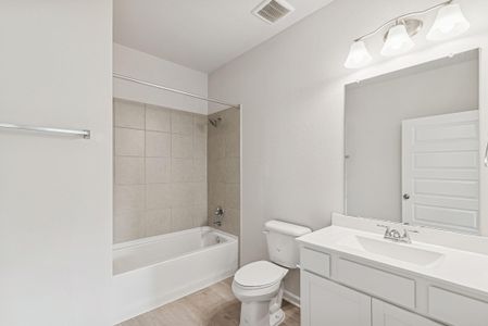 New construction Single-Family house 1903 Temple Grove Dr, Iowa Colony, TX 77583 plan The Avery - image 3