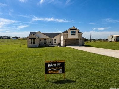 New construction Single-Family house 197 Lakeview Cir, La Vernia, TX 78121 - image
