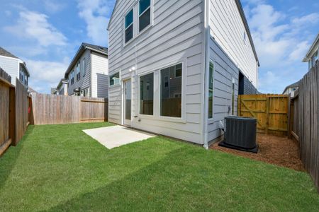 New construction Single-Family house 2216 Via Cami, Houston, TX 77051 - image 3