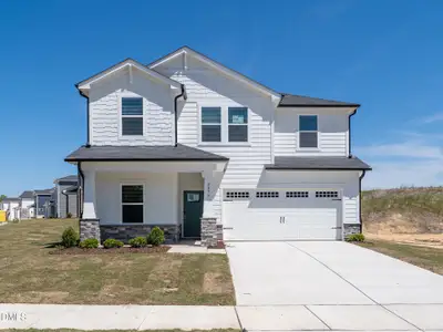 New construction Single-Family house 4096 Rosebush Dr, Zebulon, NC 27597 plan Lakeland - image