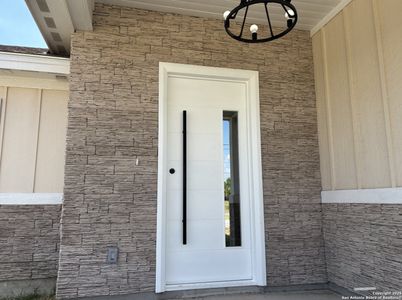 New construction Single-Family house 809 N Camp St, Uvalde, TX 78801 - image