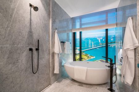 New construction Condo house 300 N Biscayne Blvd, Unit 7803, Miami, FL 33131 - image