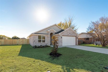 New construction Single-Family house 530 Elm St, Forney, TX 75126 - image