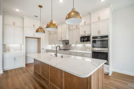 New construction Single-Family house 2406 Shooting Star Ln, Fulshear, TX 77423 plan Auburn II 4600.3 - image 13