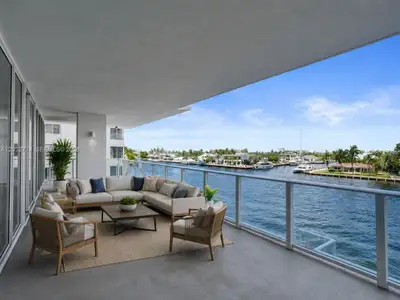 New construction Condo house 407 N Riverside, Unit 402, Pompano Beach, FL 33062 - image