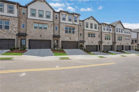New construction Townhouse house 324 Sunset Hollow St, Sugar Hill, GA 30518 - image