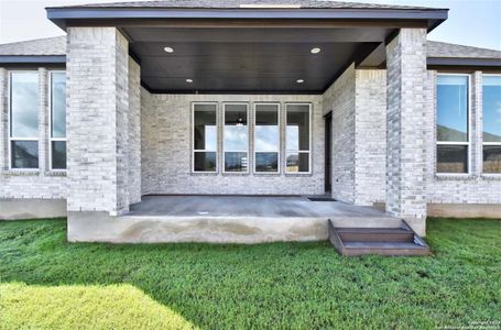 Hallie's Cove by Highland Homes in Schertz - image 6