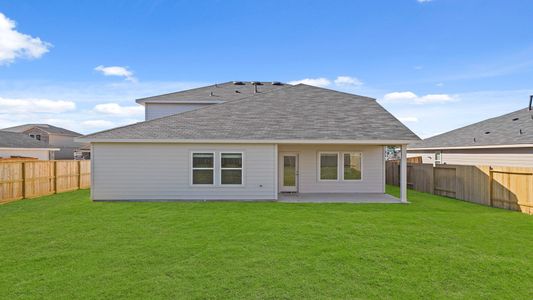 New construction Single-Family house 40762 Rosemary Rain Ln, Magnolia, TX 77354 Perry- photo 31 31