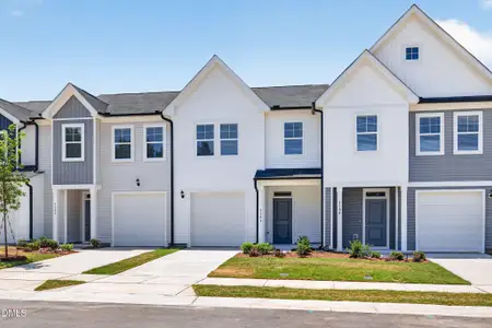 New construction Townhouse house 3306 Bailey Lake Dr, Fuquay Varina, NC 27526 - image