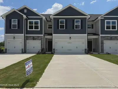 New construction Single-Family house 2013 Tharrington Wy, Rocky Mount, NC 27803 plan 1879 Townhome - image
