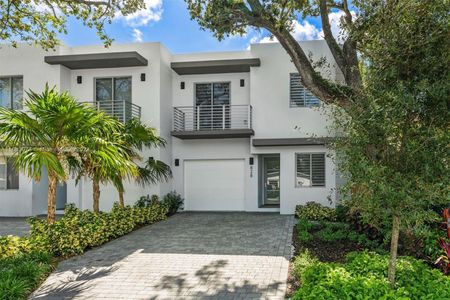 New construction Townhouse house 828 Sw 30Th St, Fort Lauderdale, FL 33315 - photo 0