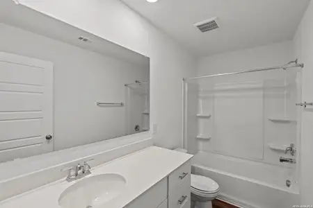 New construction Single-Family house 4073 Bermuda Ln, Seguin, TX 78155 plan Taft - image 4