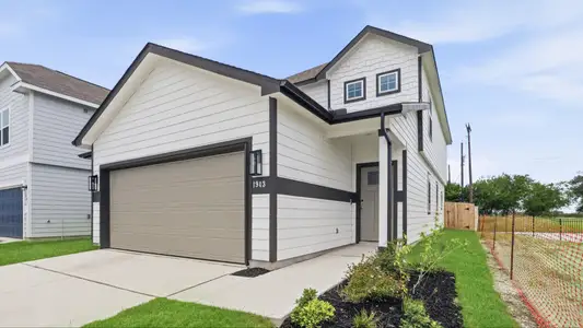 New construction Single-Family house 1943 Olivia Dr, New Braunfels, TX 78130 plan The Augusta - image