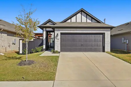 New construction Single-Family house 605 Presidio St, Aubrey, TX 76227 null- photo 0